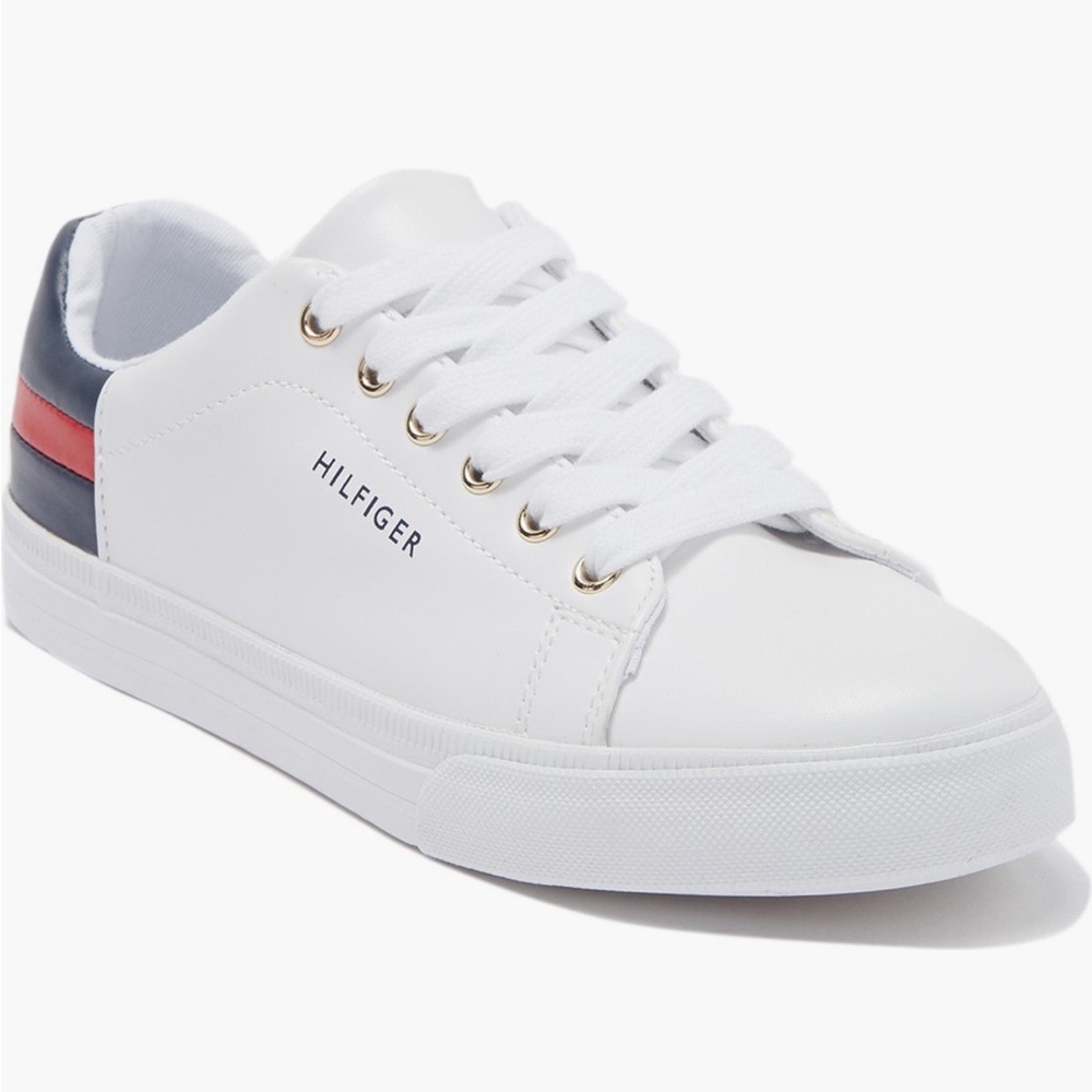 Women’s size 9 Tommy Hilfiger White sneakers